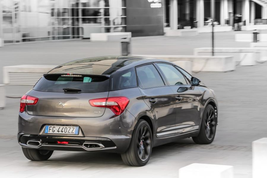  DS 5 Performance Line 2016 года  (фото 15 из 24)